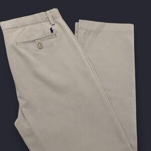 Polo Ralph Lauren Men’s Classic Khaki Chino Pants